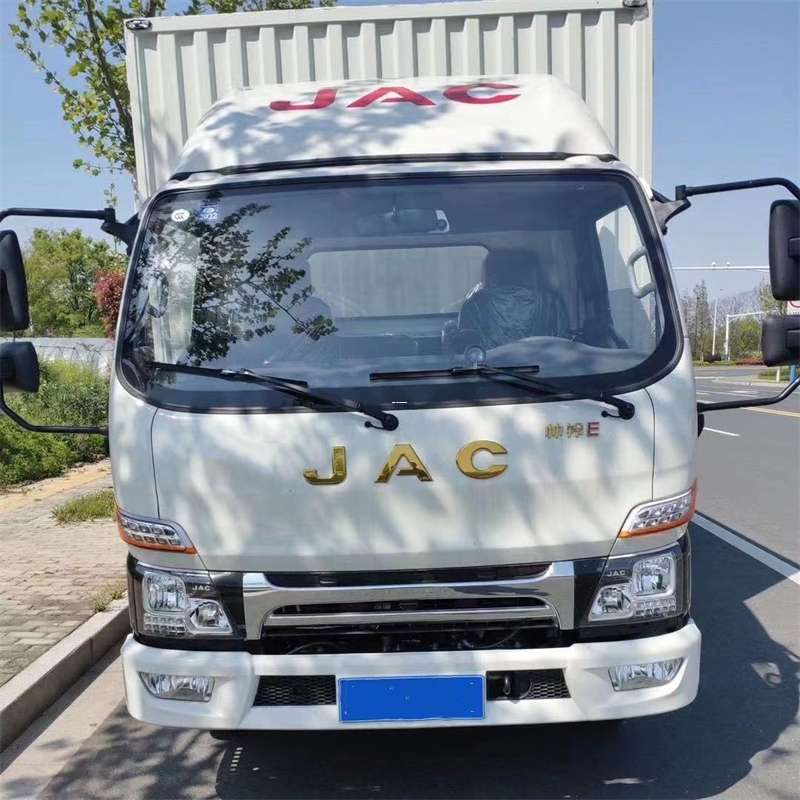 乳山市错那县：物流专线的高效货运之旅